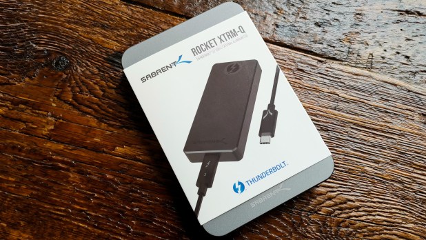 Đánh giá SSD di động Sabrent Rocket XTRM-Q Thunderbolt 3 NVMe 8TB