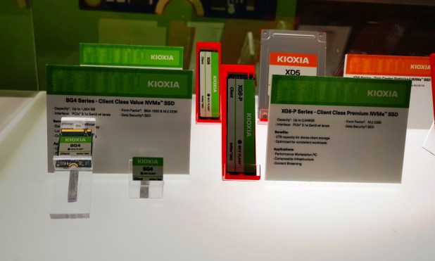 KIOXIA trình diễn CM6 PCIe 4.0 SSD và giải pháp tự động | CES 2020 Update